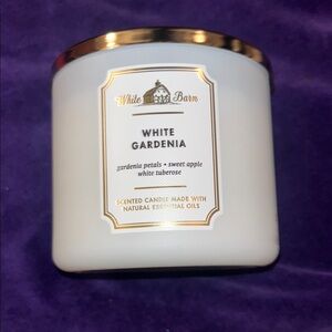 White Barn White Gardenia Candle with Gold Accent